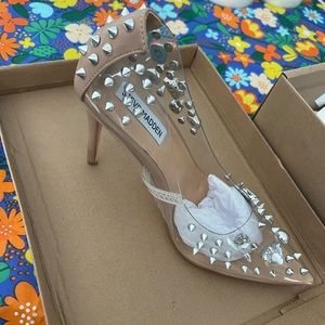 Steve Madden Nomah Pump heels. Never worn. Size 8.5